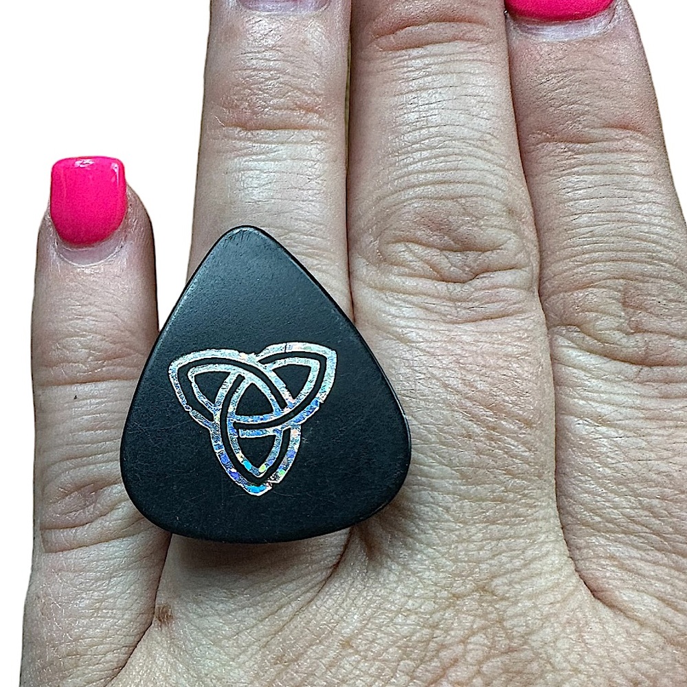 Guitar Pick Women’s Stretchy Band Ring